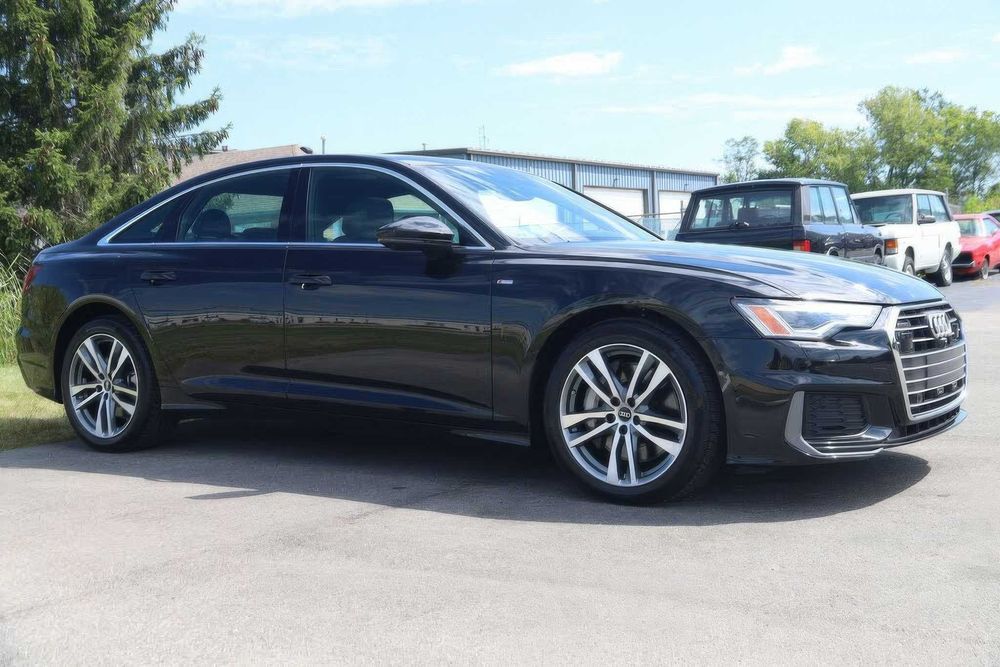 Audi A6 quattro Premium Plus      2022