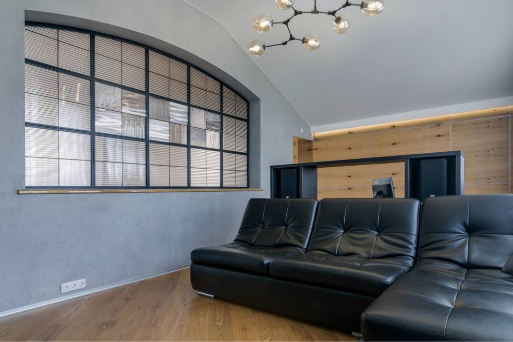 Ексклюзивний будинок з дизайнерським ремонтом в П. Борщагівці