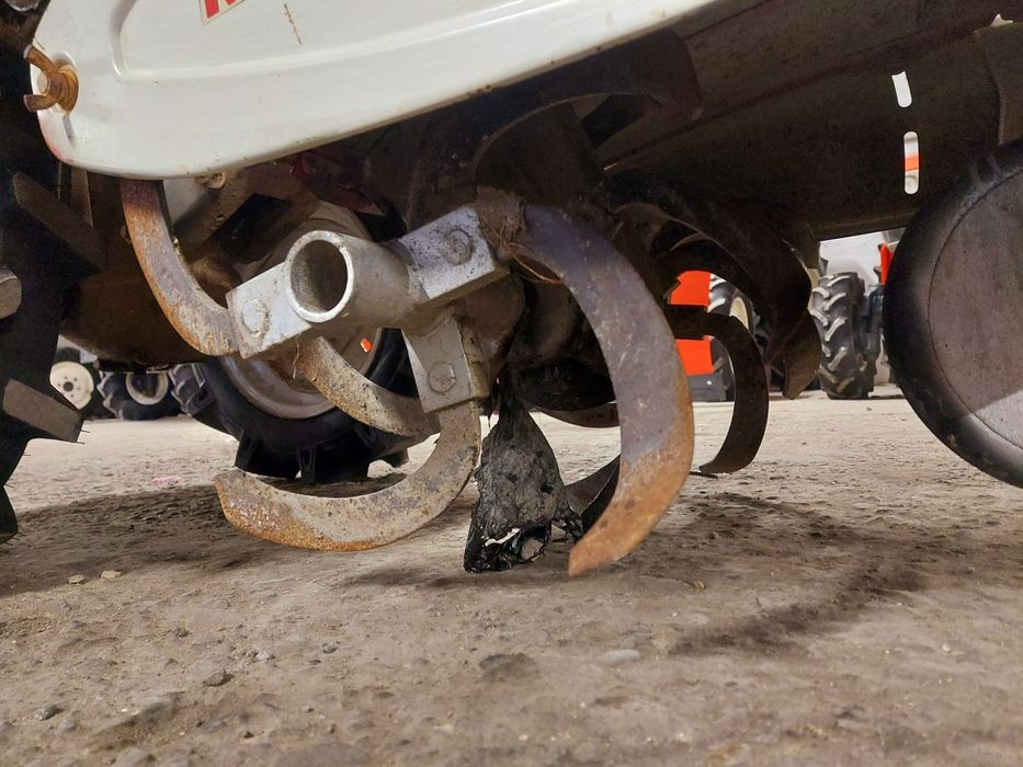 Glebogryzarka Dzik Mitsubishi MT700D bardzo ładna 7km