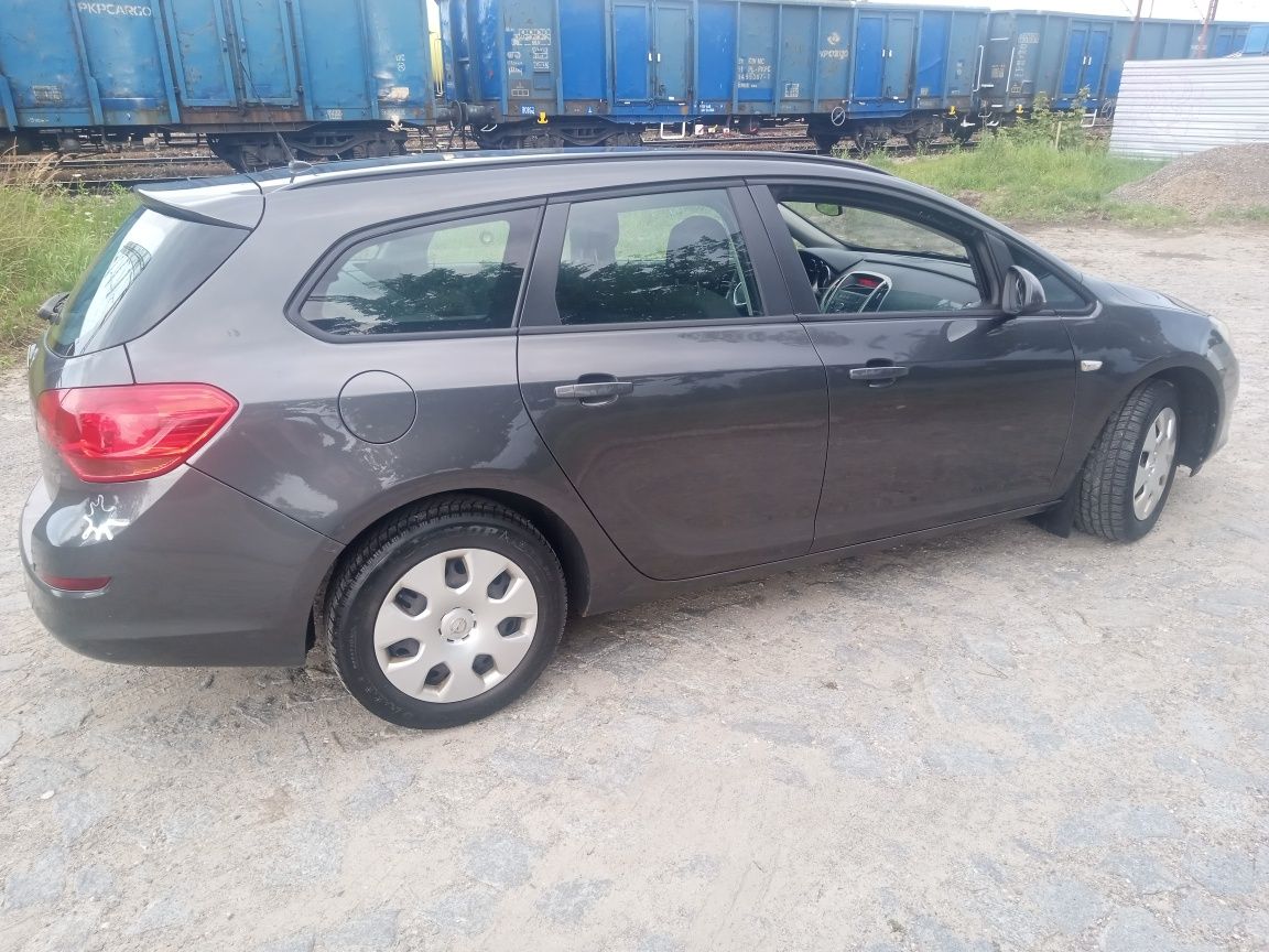 Astra w super stanie