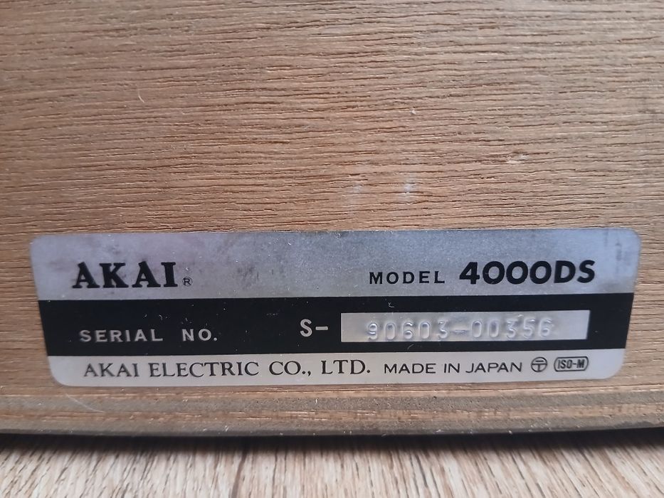 Продам  Akai 4000DS (Japan)
