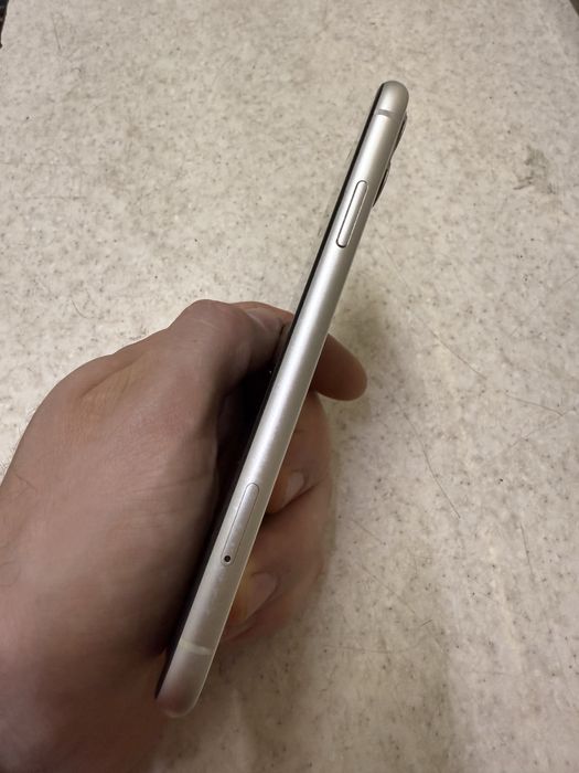 Продам iPhone 11/7 iCloud заблокирован