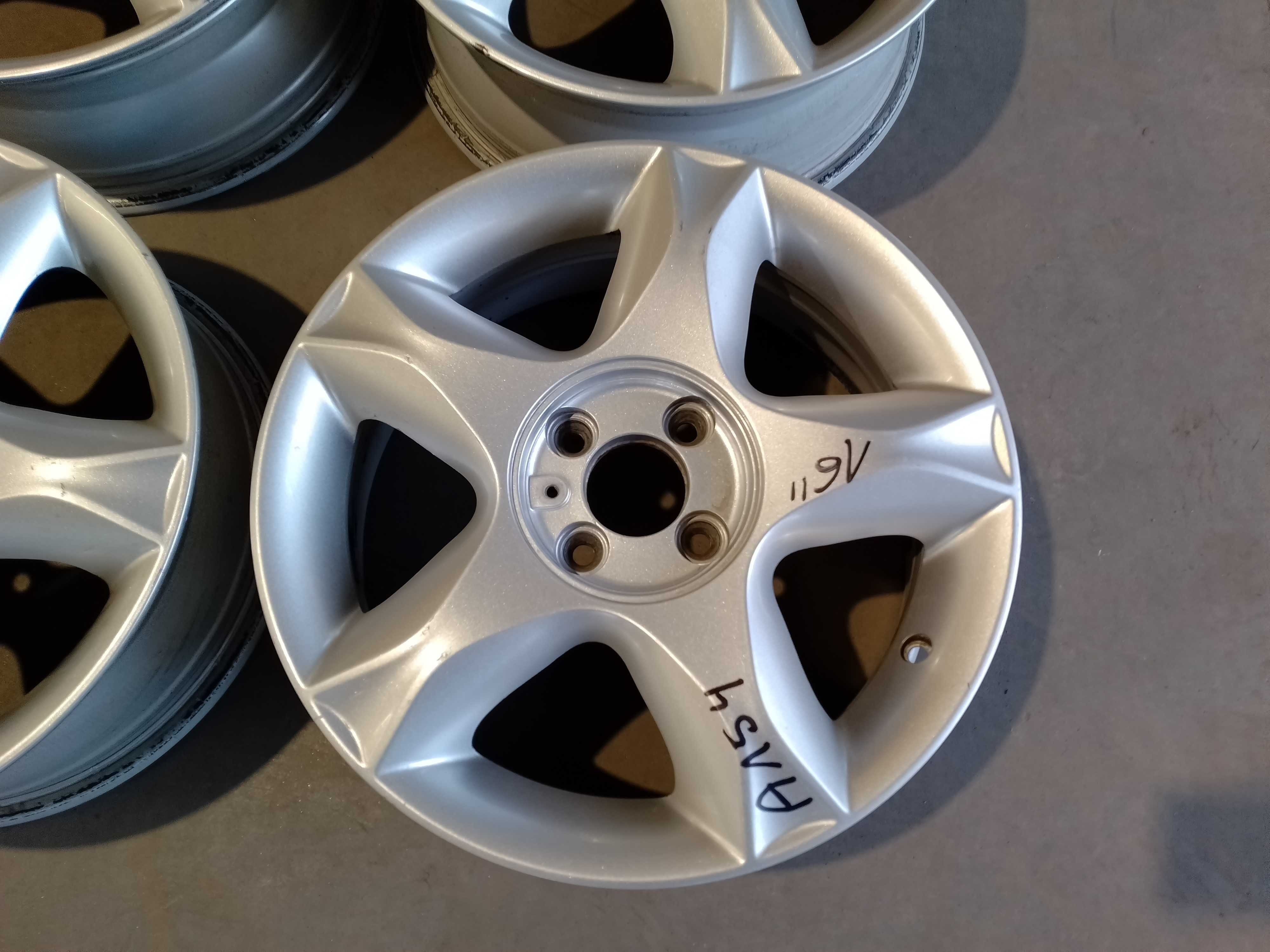 Felgi Aluminiowe Renault 6jx16'' 4x100 ET50 Obrzycko A154