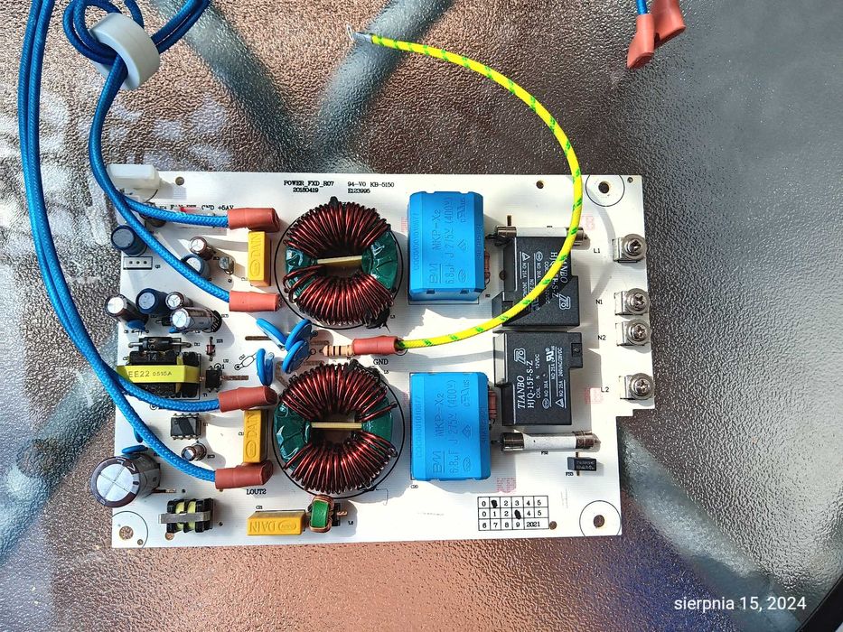 Płyta indukcyjna Cooke&Lewis CLIND60 4 strefy - kompletna elektronika