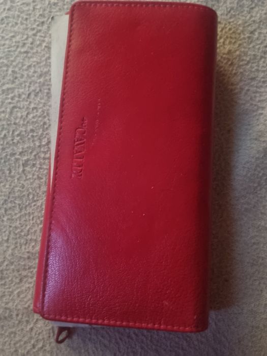 Nowy portfel skórzany