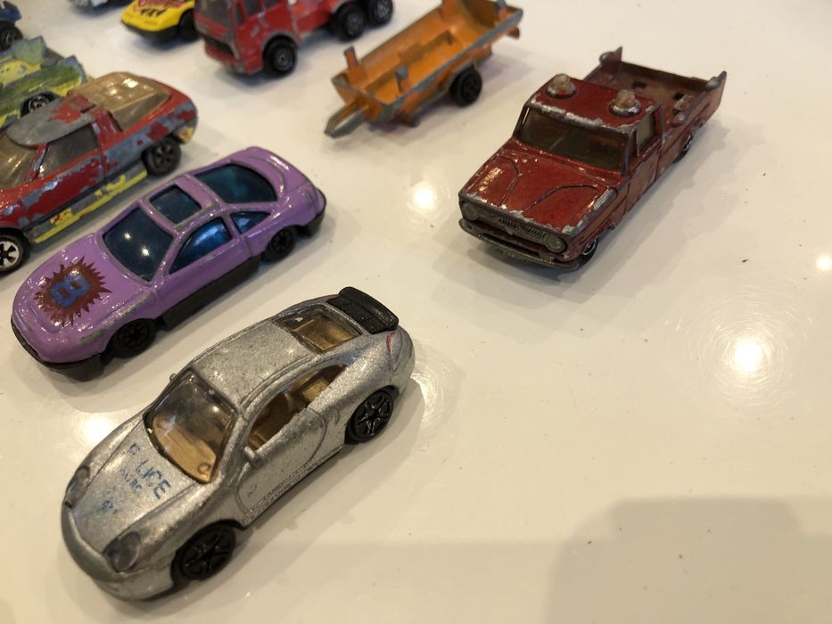 20 szt.Resoraki Auta Majorette Mattel Hot Wheels nr.14