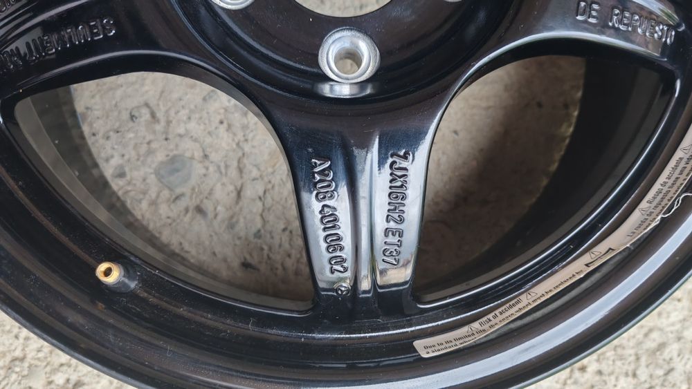 Легкосплавний диск  7 jx 16H2ET37