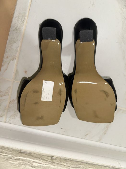 Мюлі чорні , 36 розмір