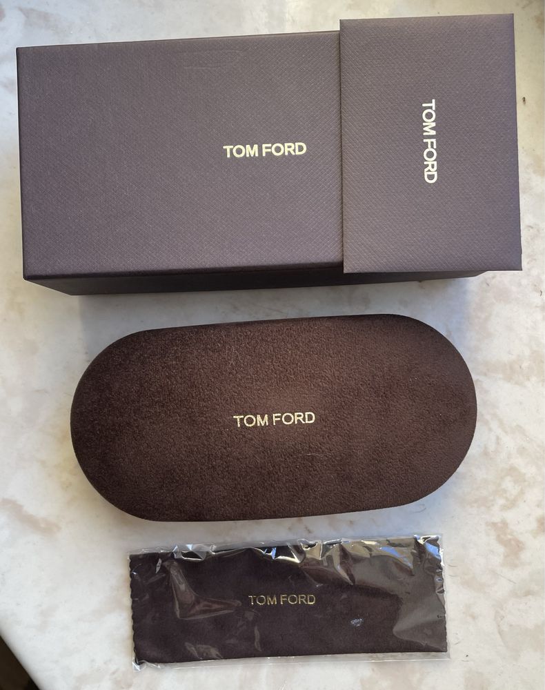 Nowe etui na okulary Tom Ford + karton + ściereczka