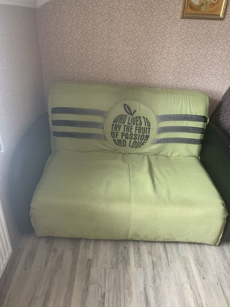 Продам складний диван ліжко