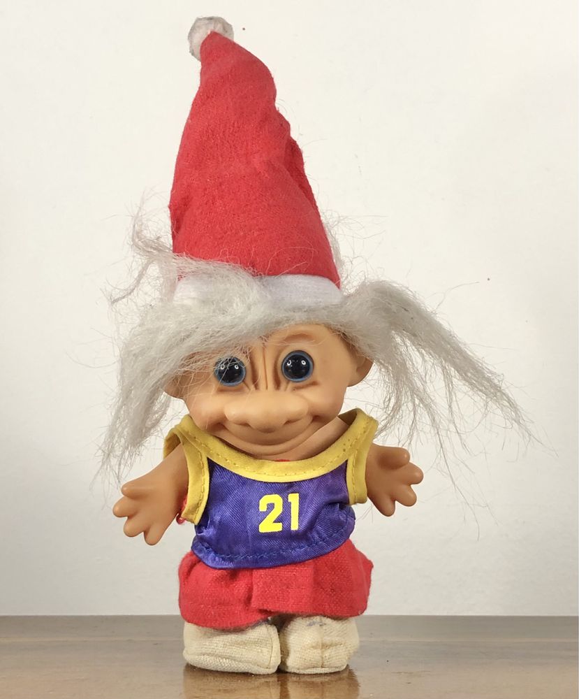 Oryginalny Troll Mikołaj Koszykarz figurka Russ Berrie retro zabawka