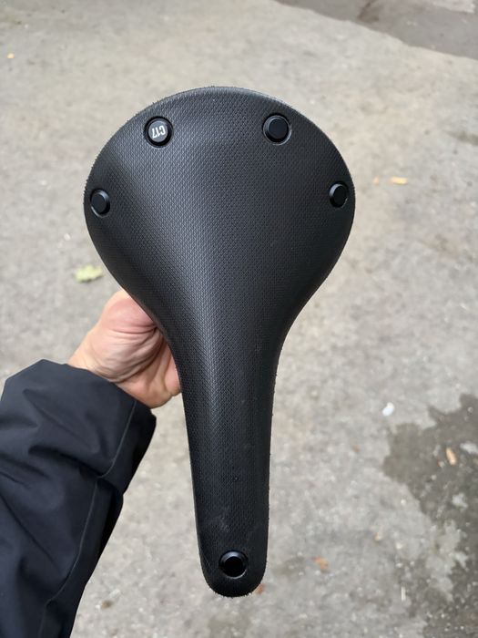 Преміальне сідло Brooks C17 all weather Cambium