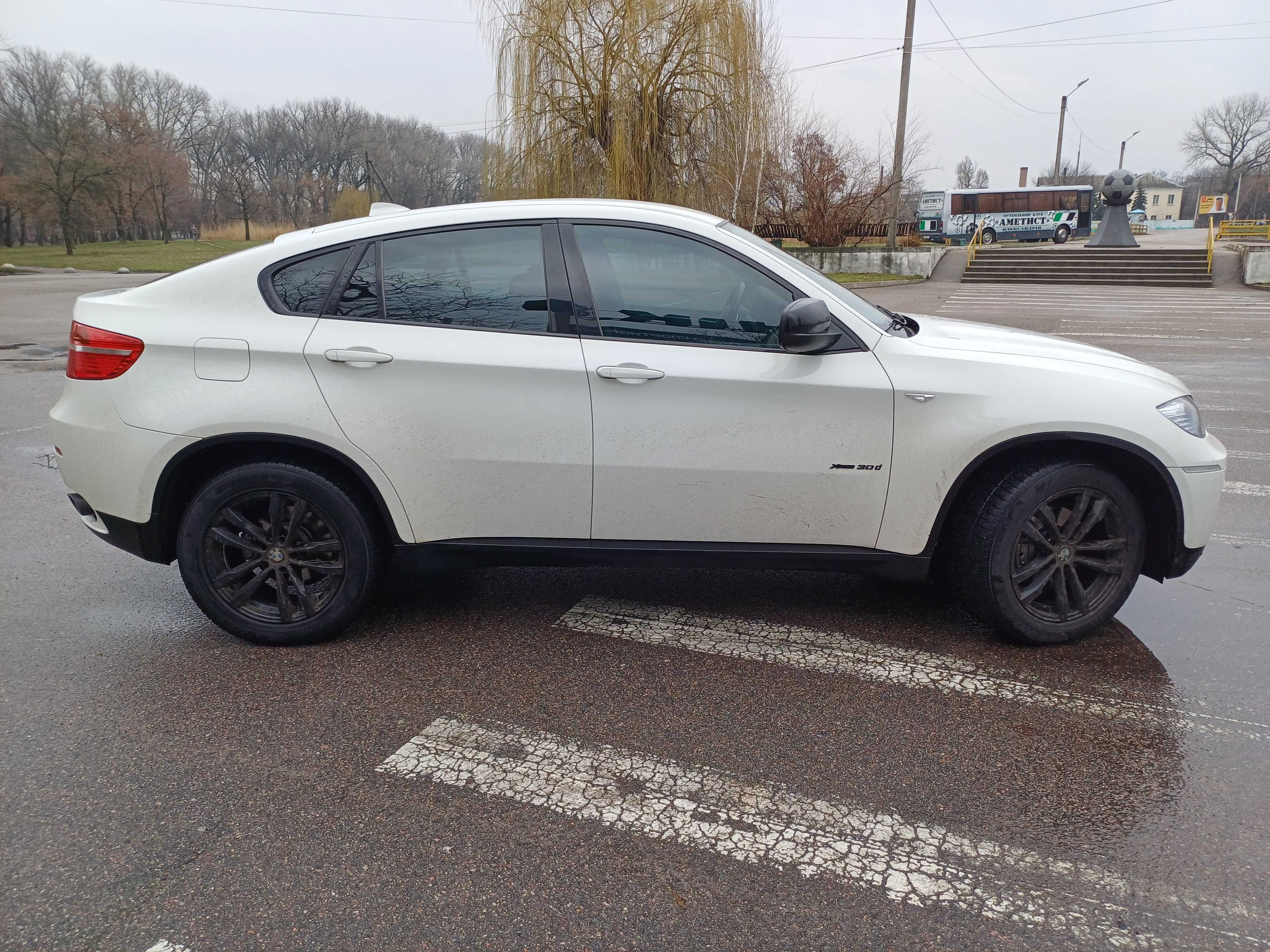 Продам BMW X6 3.0 дизель