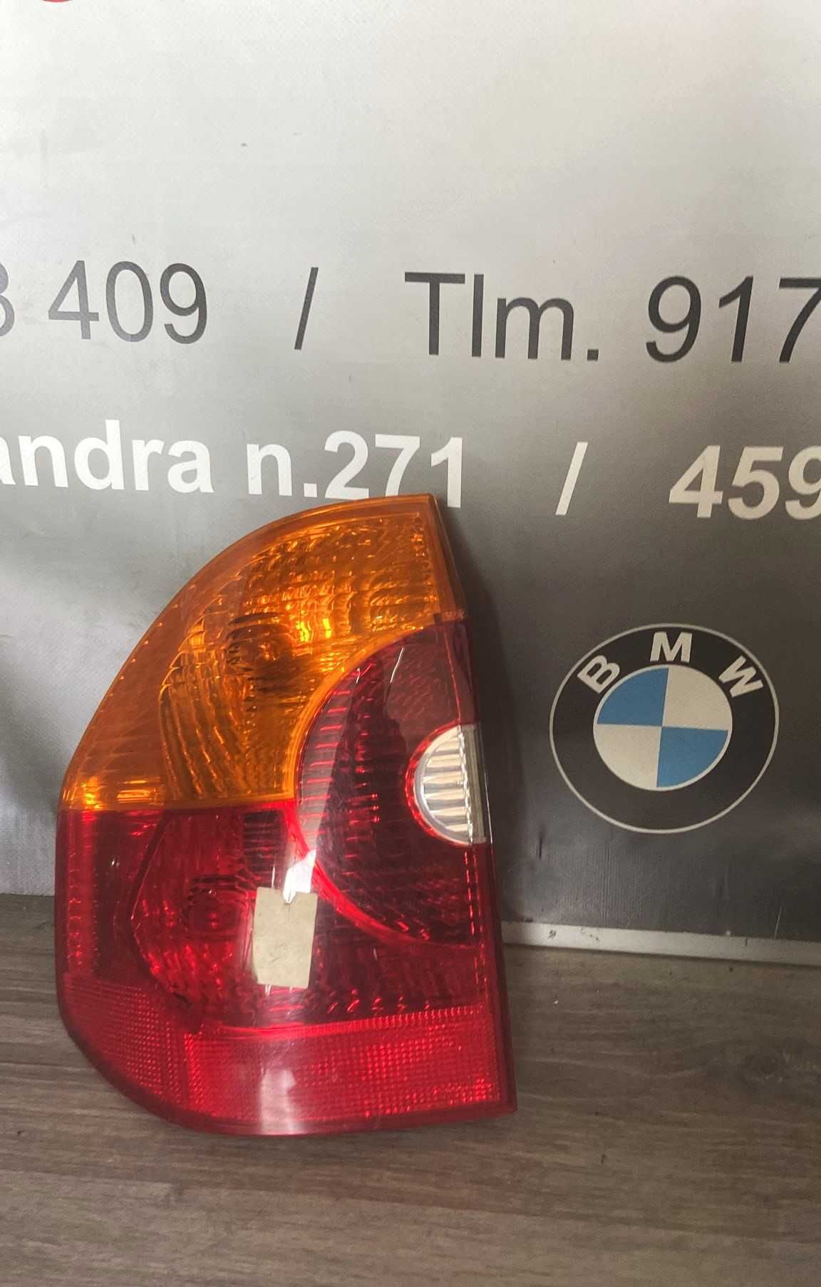 Farolim esquerdo BMW E83 X3
