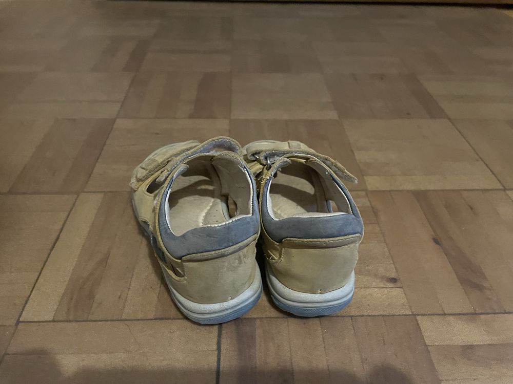 Sandalki dzieciece 26 - emel
