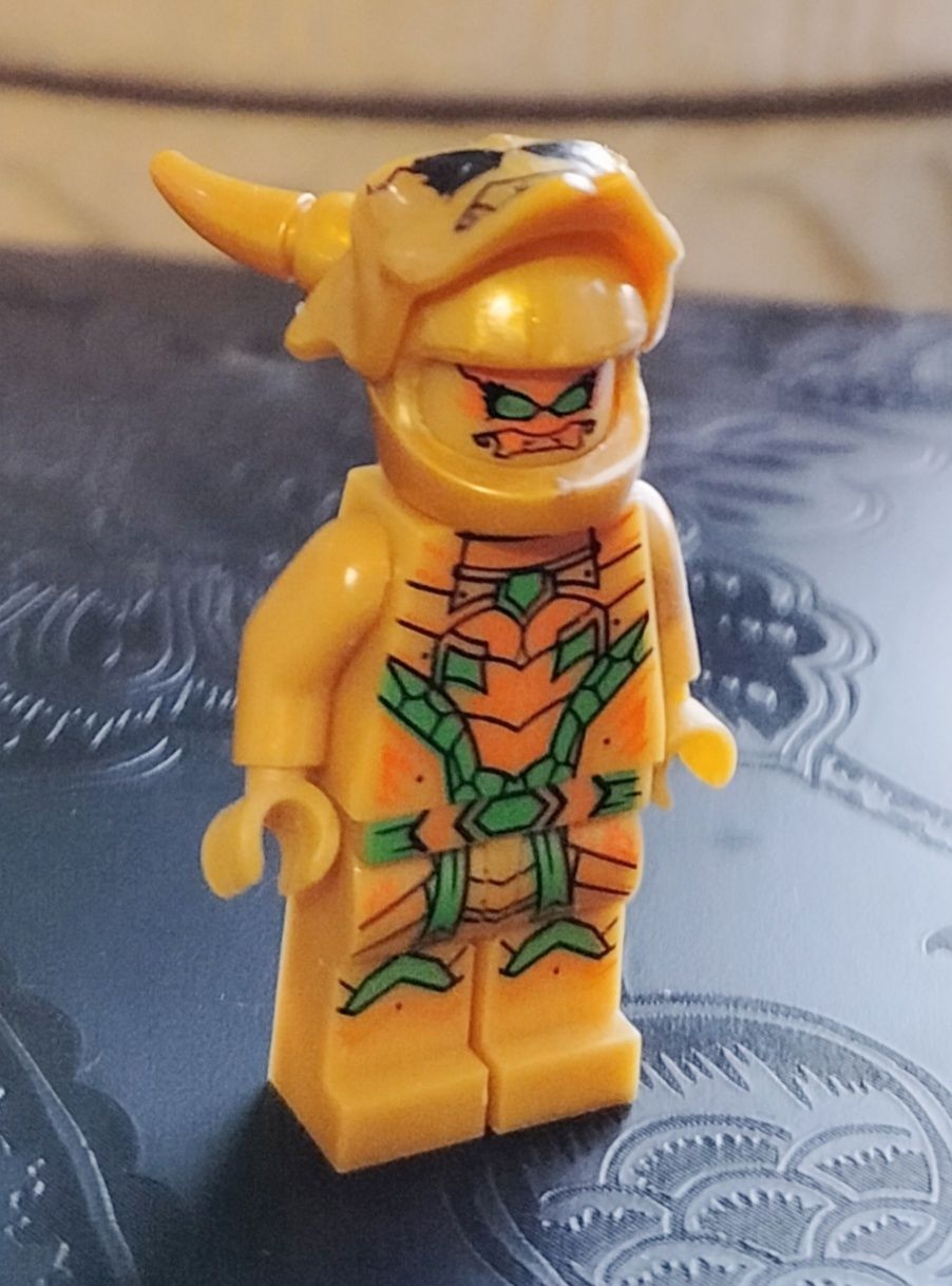 LEGO Ninjago Lloyd złoty zły