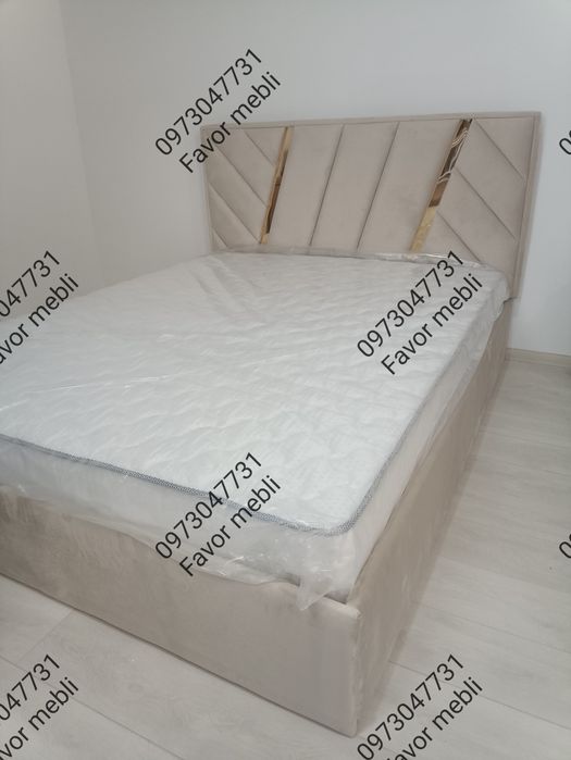 Ліжко з підйомом механізмом в наявності