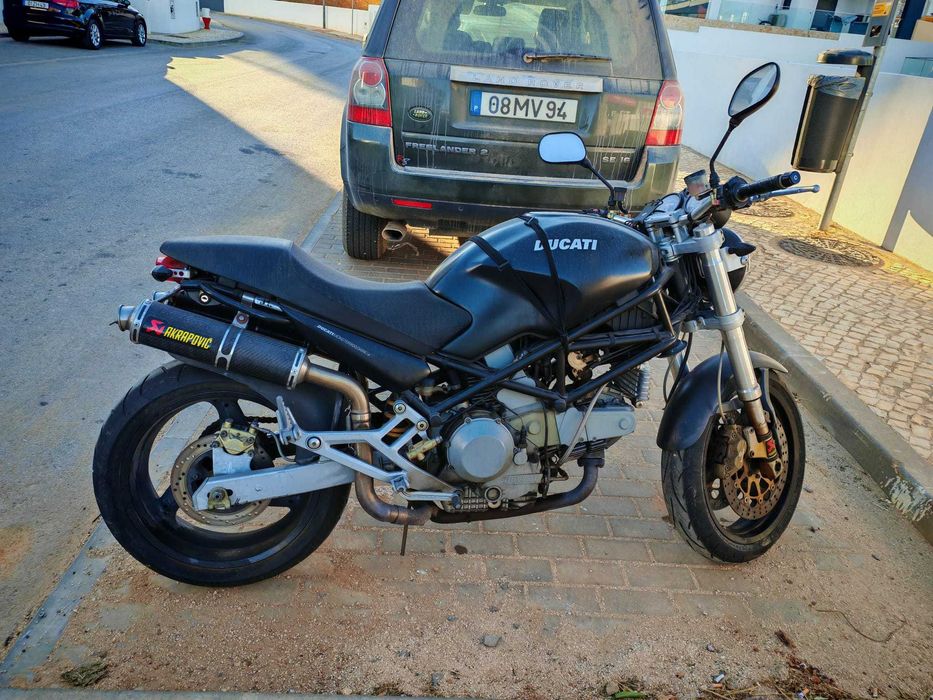Ducati Monster 900ie