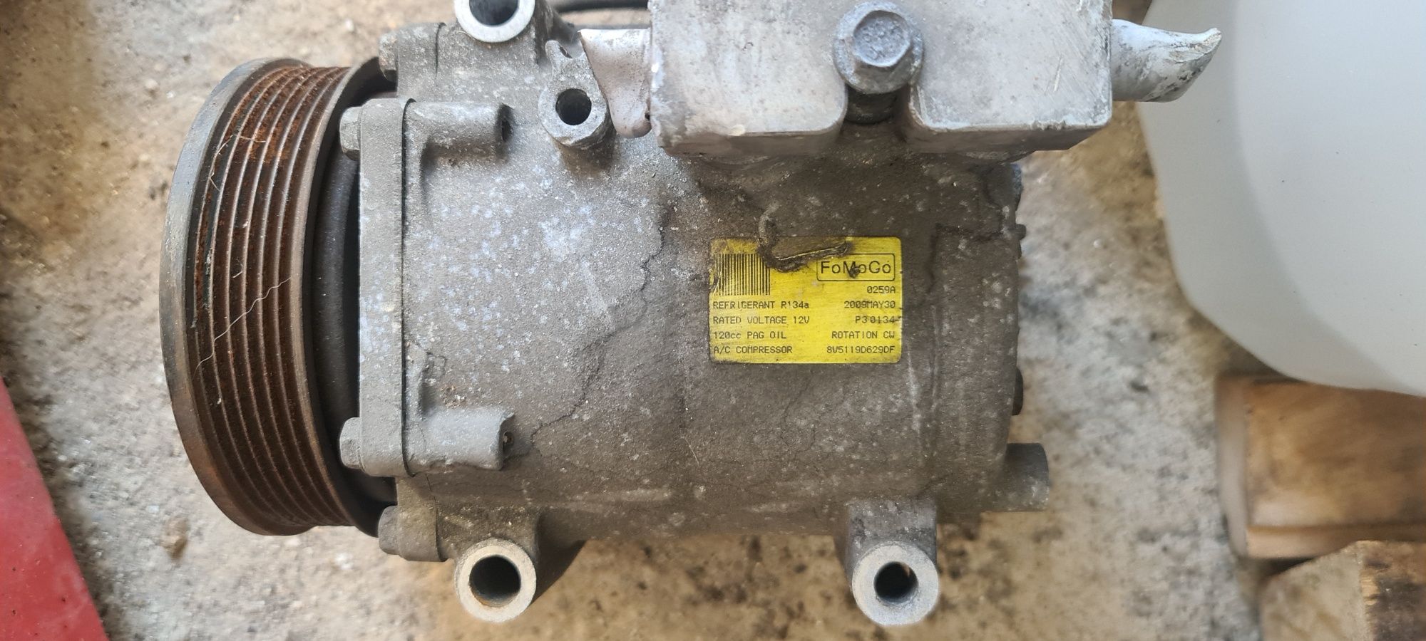 Alternador e motor do ar condici Ford fiesta 1.4 hdi (ler descrição)