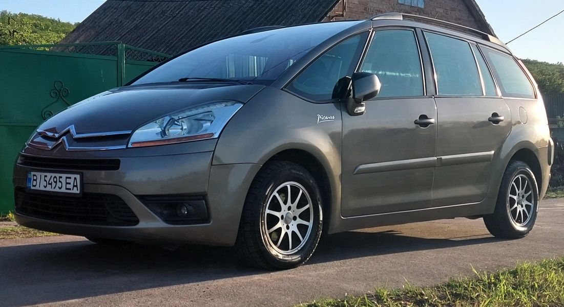 Продам Citroen grand C4 picasso