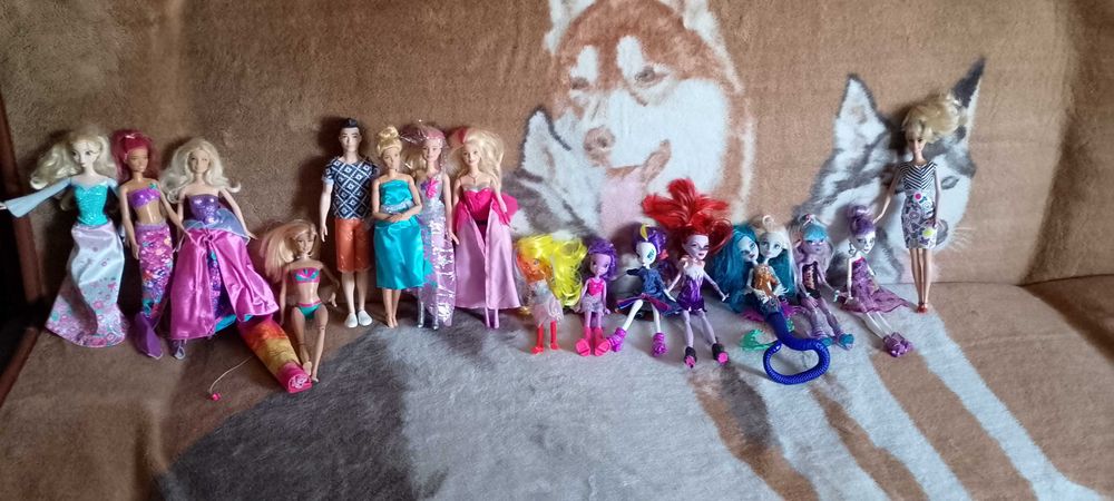 Barbie i monster hige