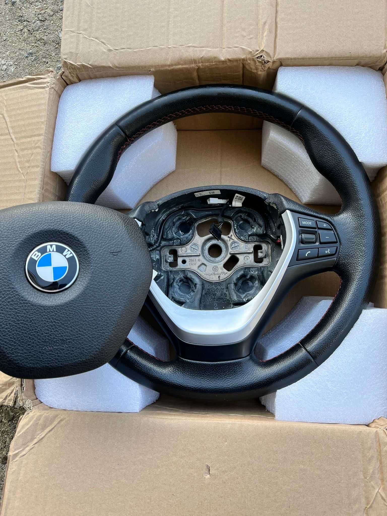 Volante Bmw F30 Sport line com airbag.
