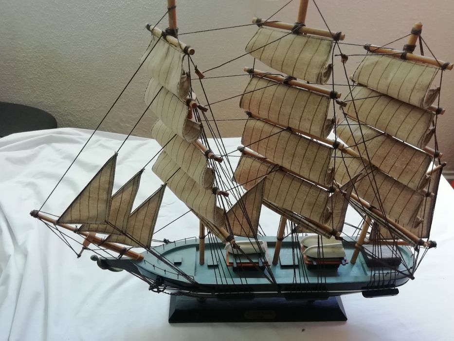 Barco Cutty Sark 1869 C 50 cm A 45 cm