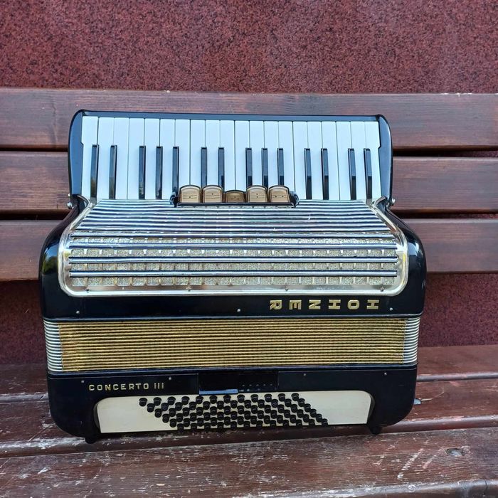 Akordeon Hohner Concerto 72 basy