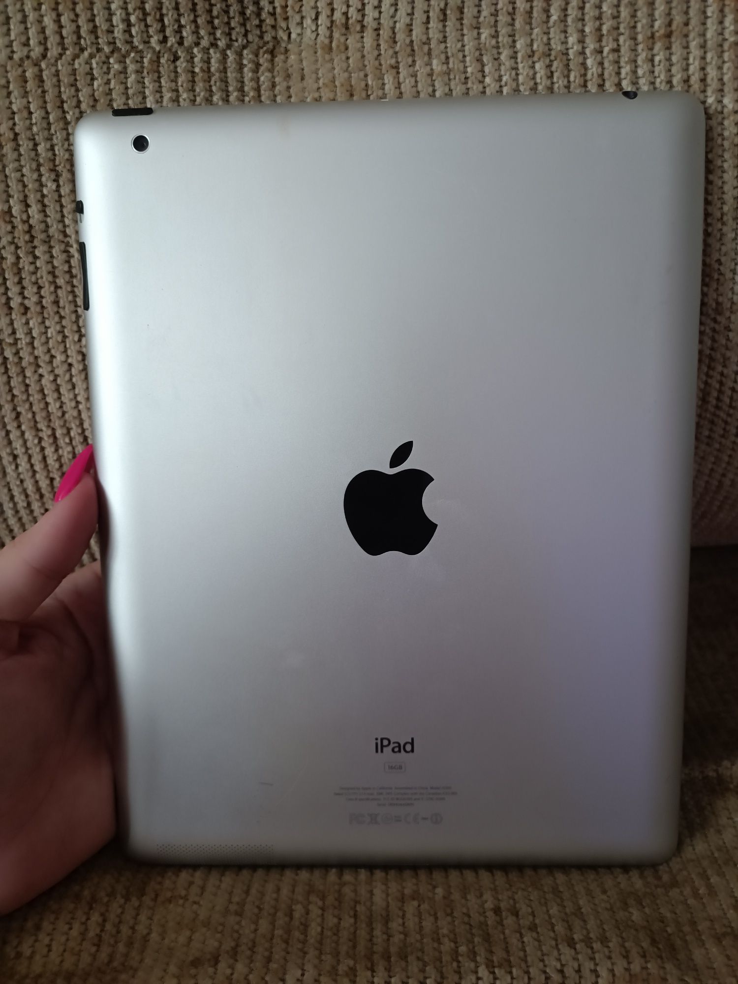 Продам iPad 2, A1395 16GB