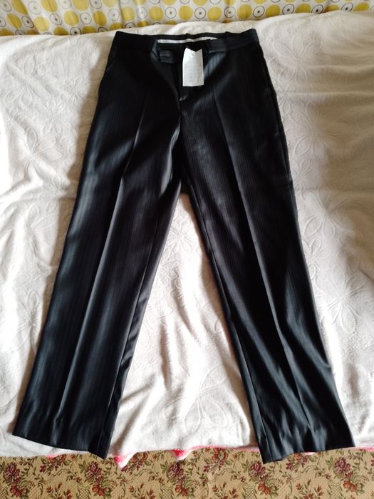 Продається одяг чоловічий.