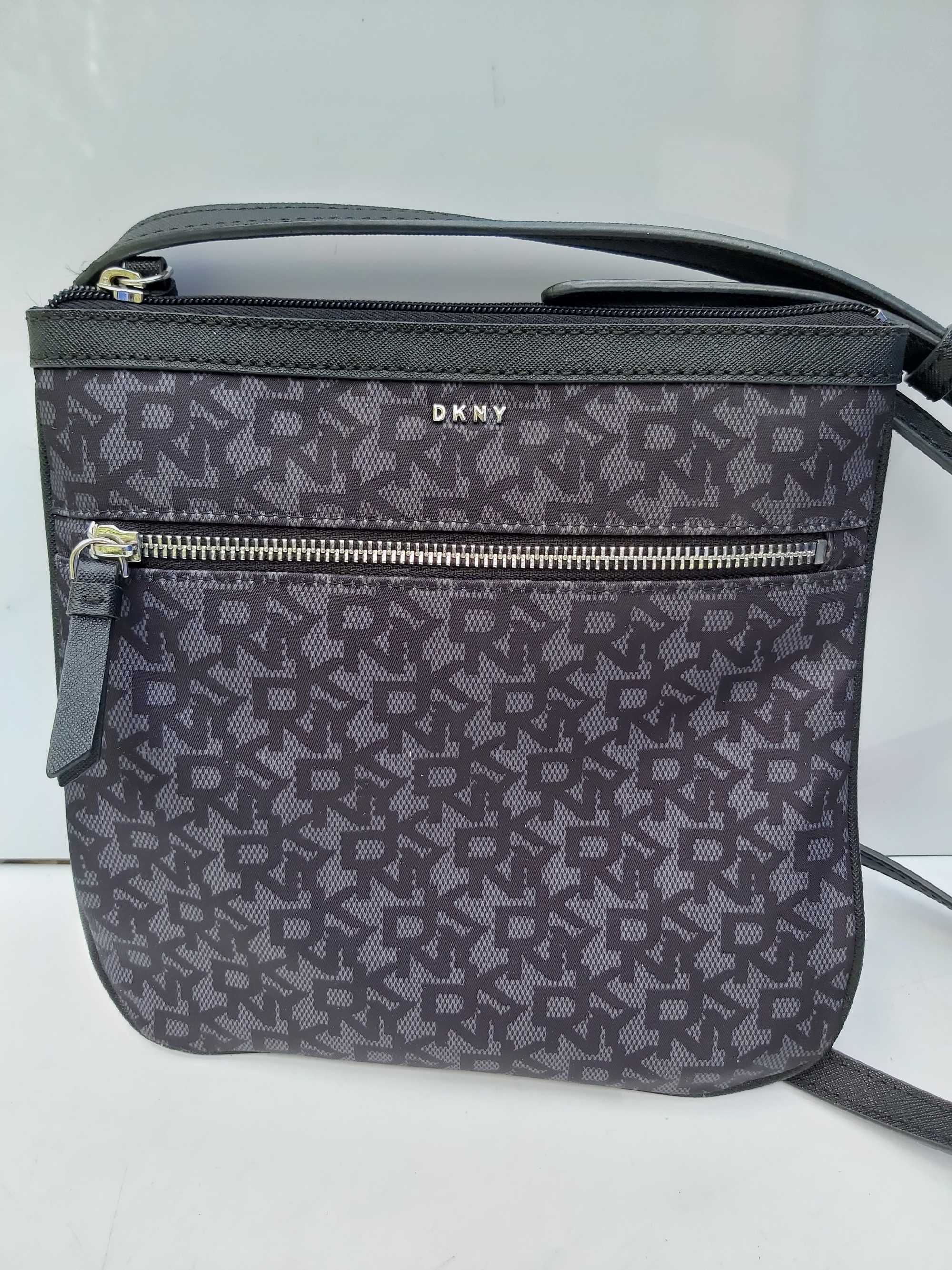 Torebka listonoszka DKNY monogram torba saszetka