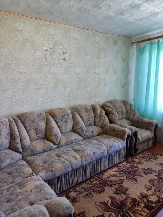 Сдам двокімнатну квартиру на довгий срок