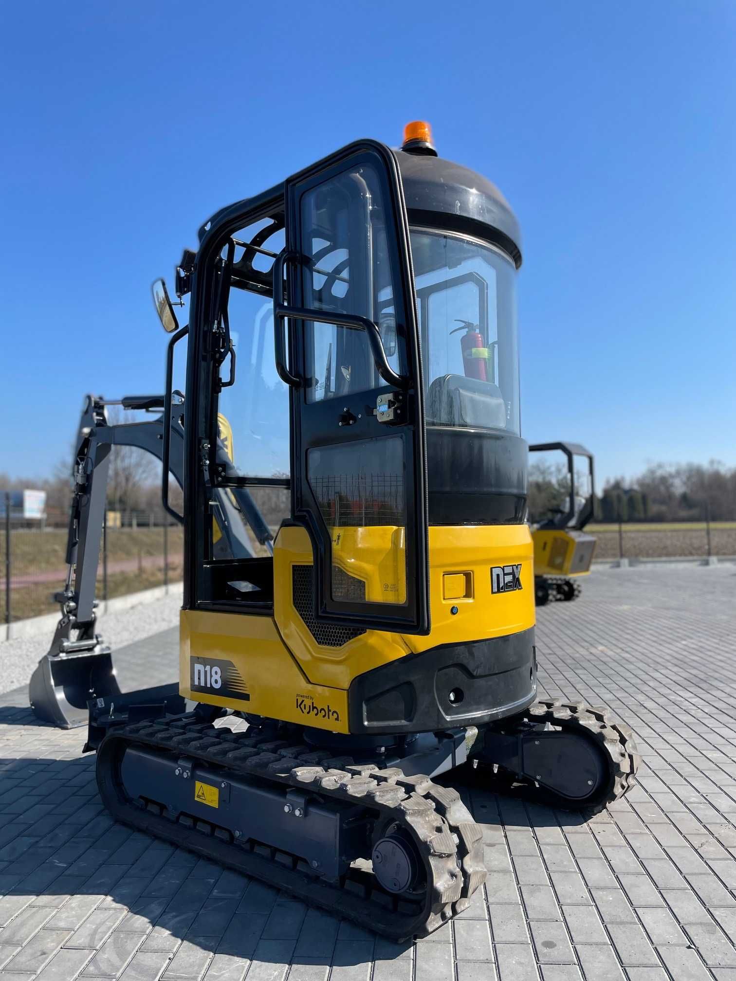 NEX N18 silnik KUBOTA minikoparka 3 łyżki szybko i złącze hydrauliczne