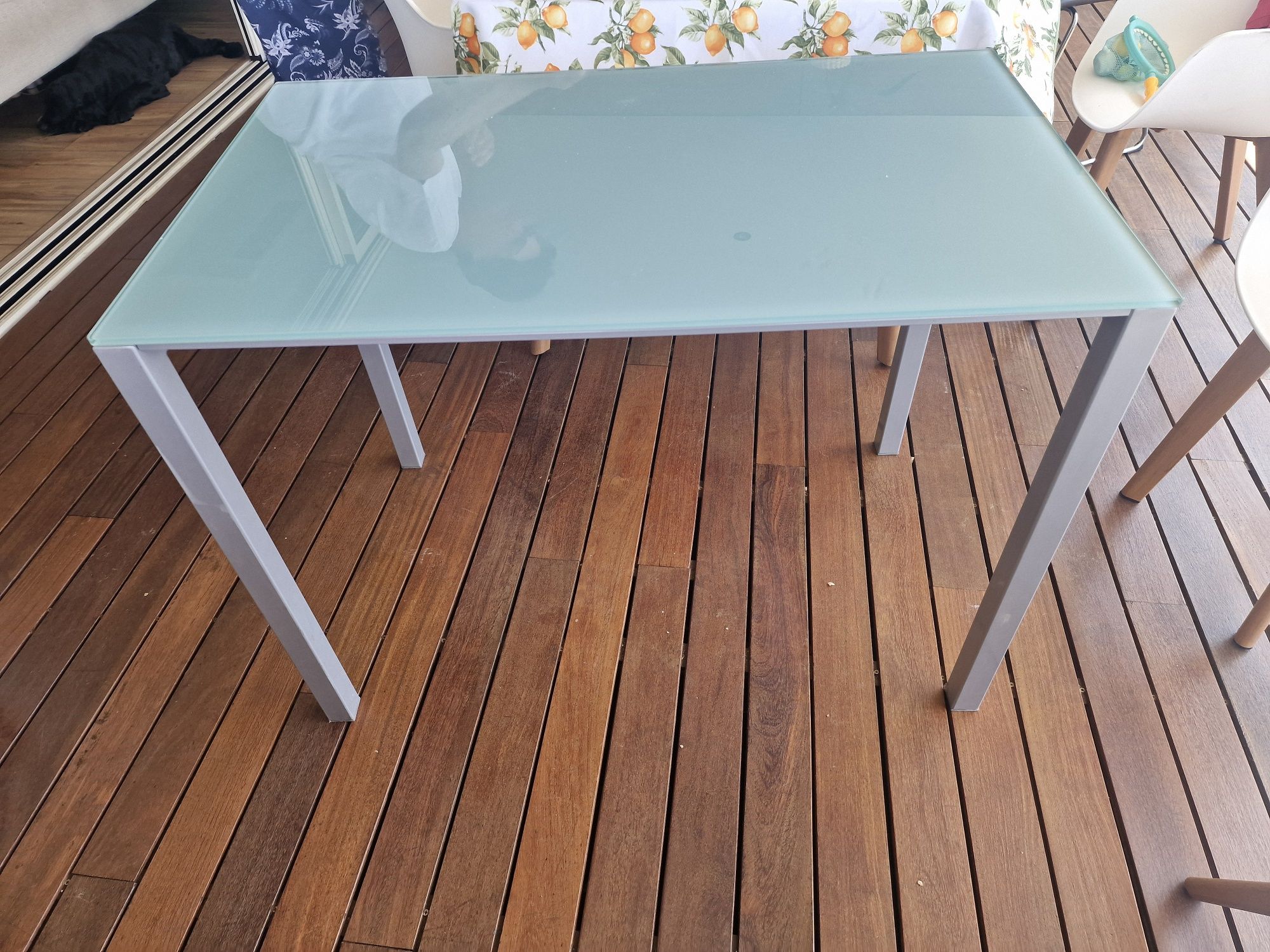 Mesa vidro fundido