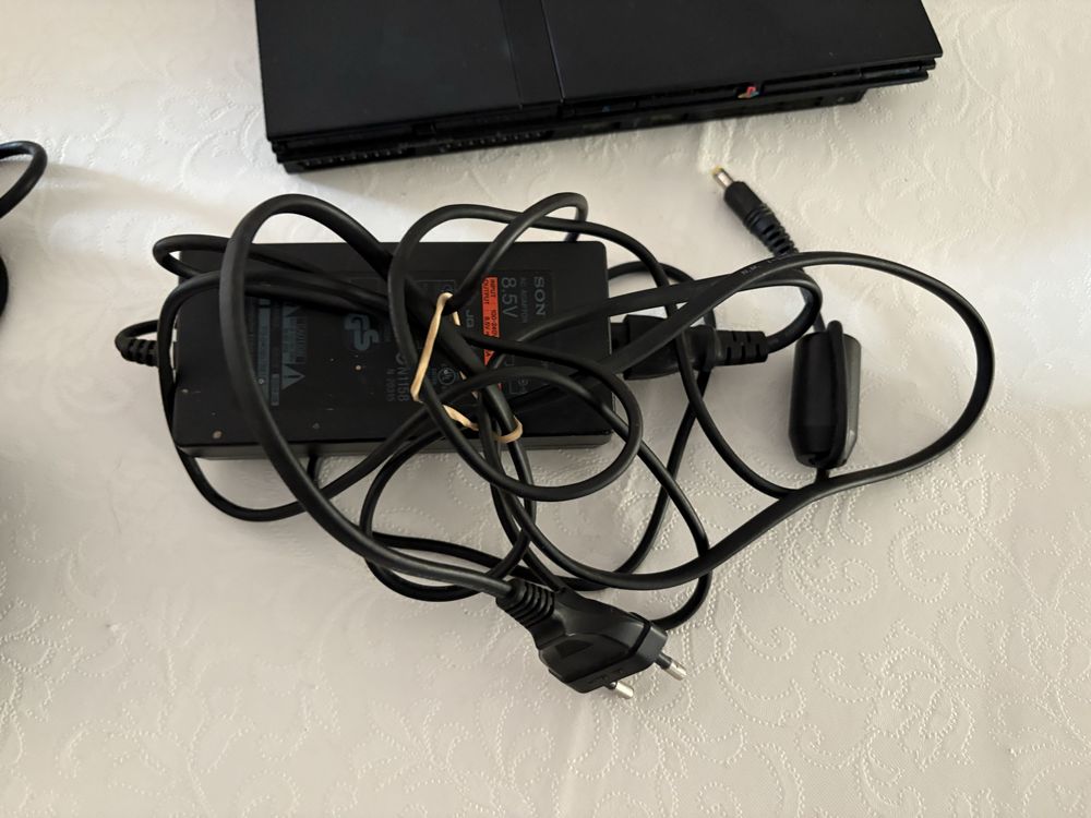 Playstation 2 Slim preta