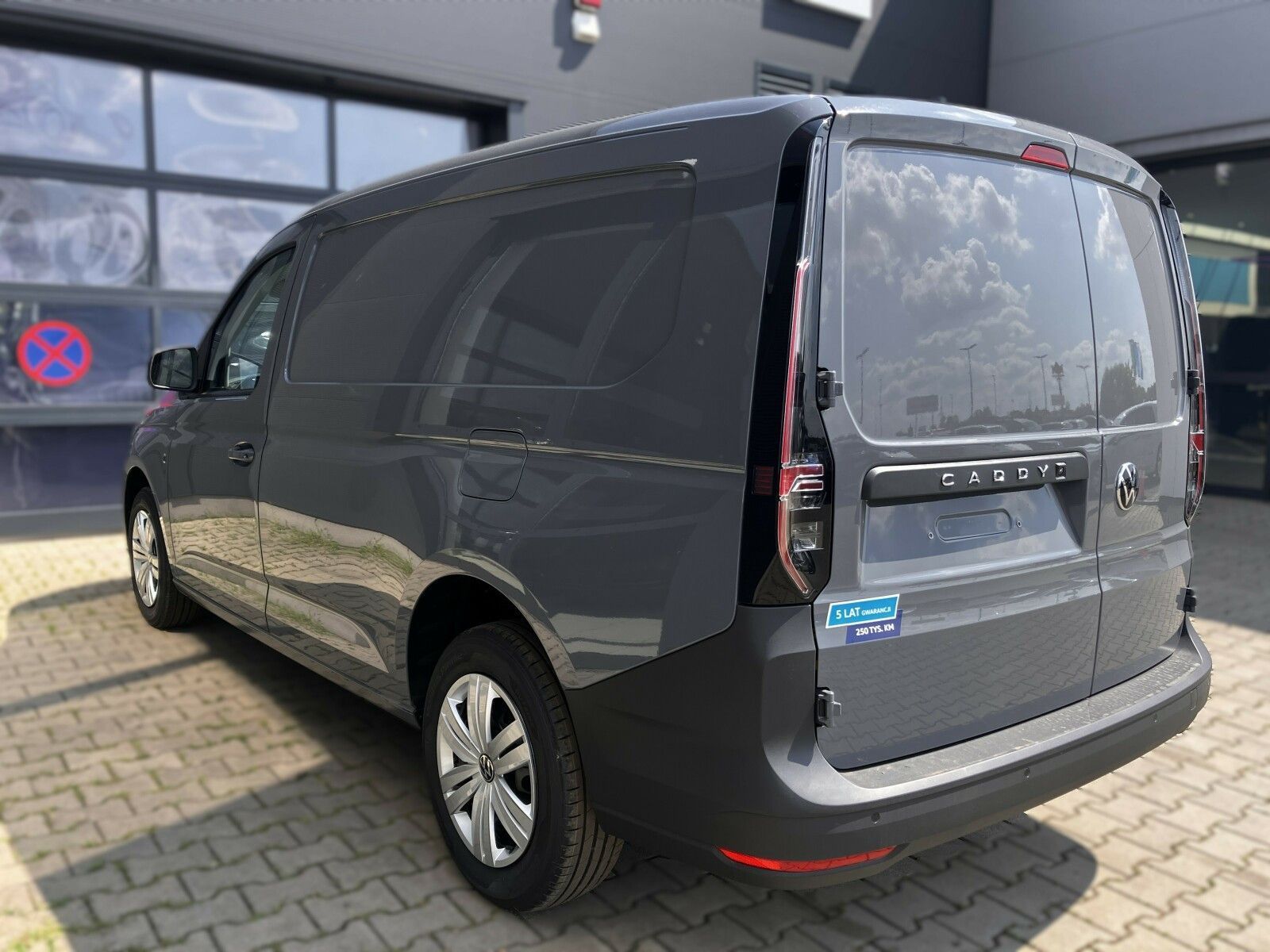 Volkswagen Caddy Cargo Maxi 2.0 TDI 102 KM 6-manual  2.0 TDI 102KM CARGO MAXI PLAC ponad 100 aut 2025 Leasing 106,9 %