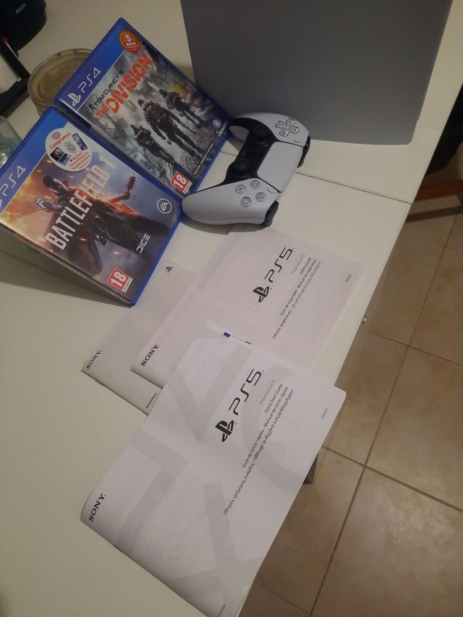 Ps5 novo 1 ano de uso e 6 anos de garantia