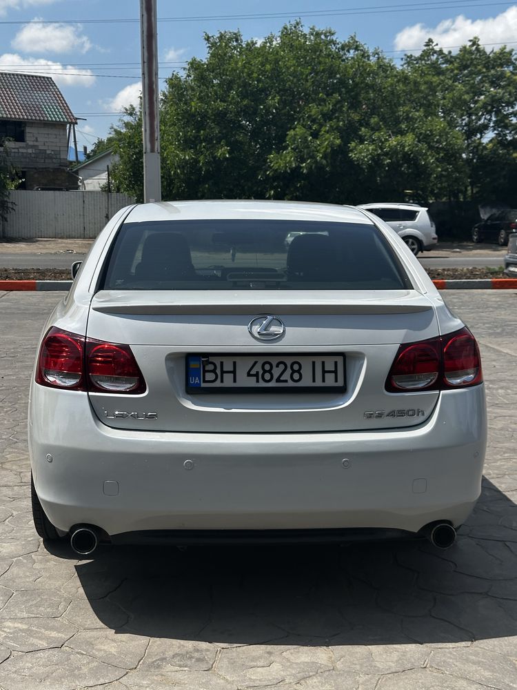 Гібрідний Lexsus GS 450 H