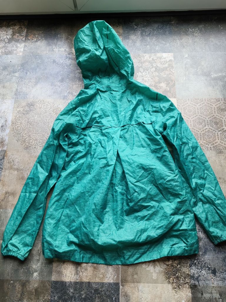 Kurtka przeciwdeszczowa Quechua 12 lat do plecaka