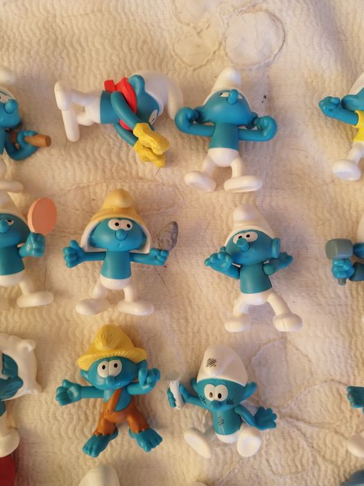 conjunto de 20 Smurfs esmurfes