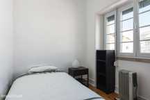 8878 - Quarto com cama de solteiro em...