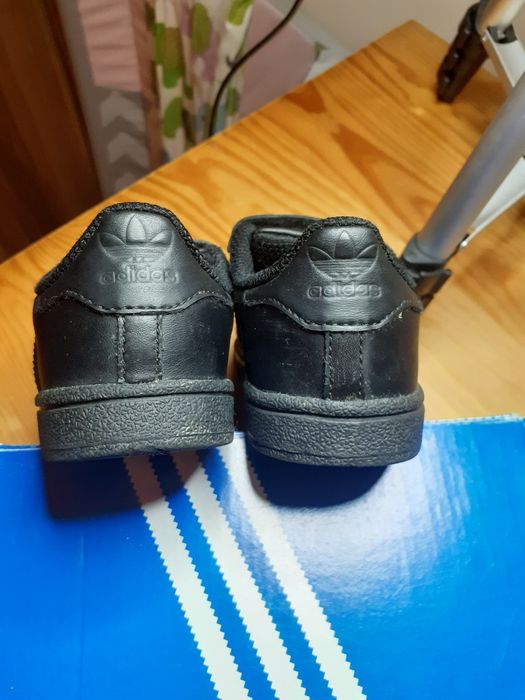 Buty chłopięce Adidas 23.5