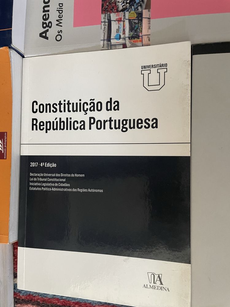 Conjunto de livros de Ciência Política
