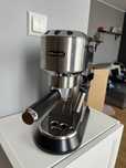 Ekspres kolbowy DeLonghi Dedica Style EC685.M Srebrny