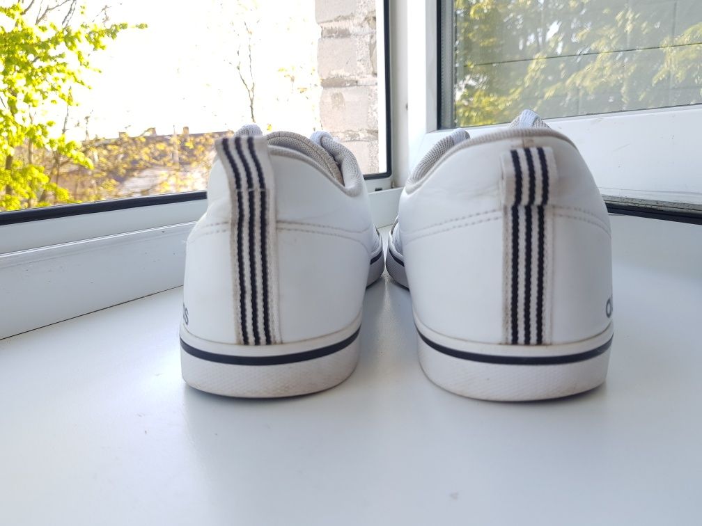 Adidas Vs pace ( оригінал) 45 розмір