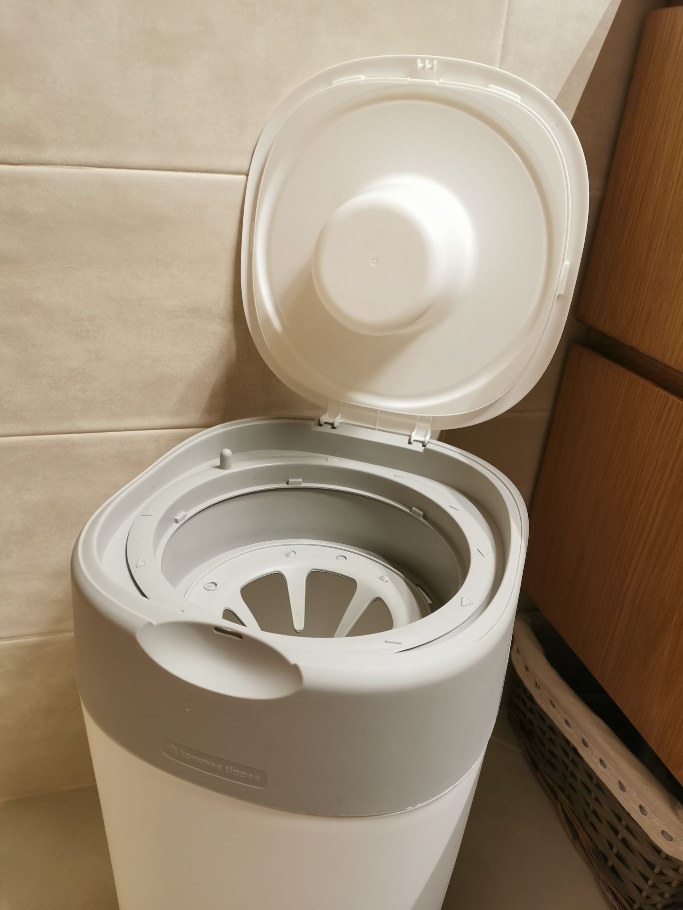 Caixote fraldas tommee tippee