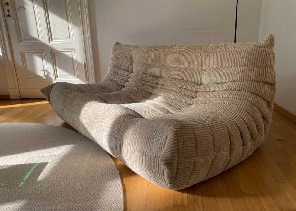 Sofá Ligne Roset Togo de 3 lugares, bombazine bege creme