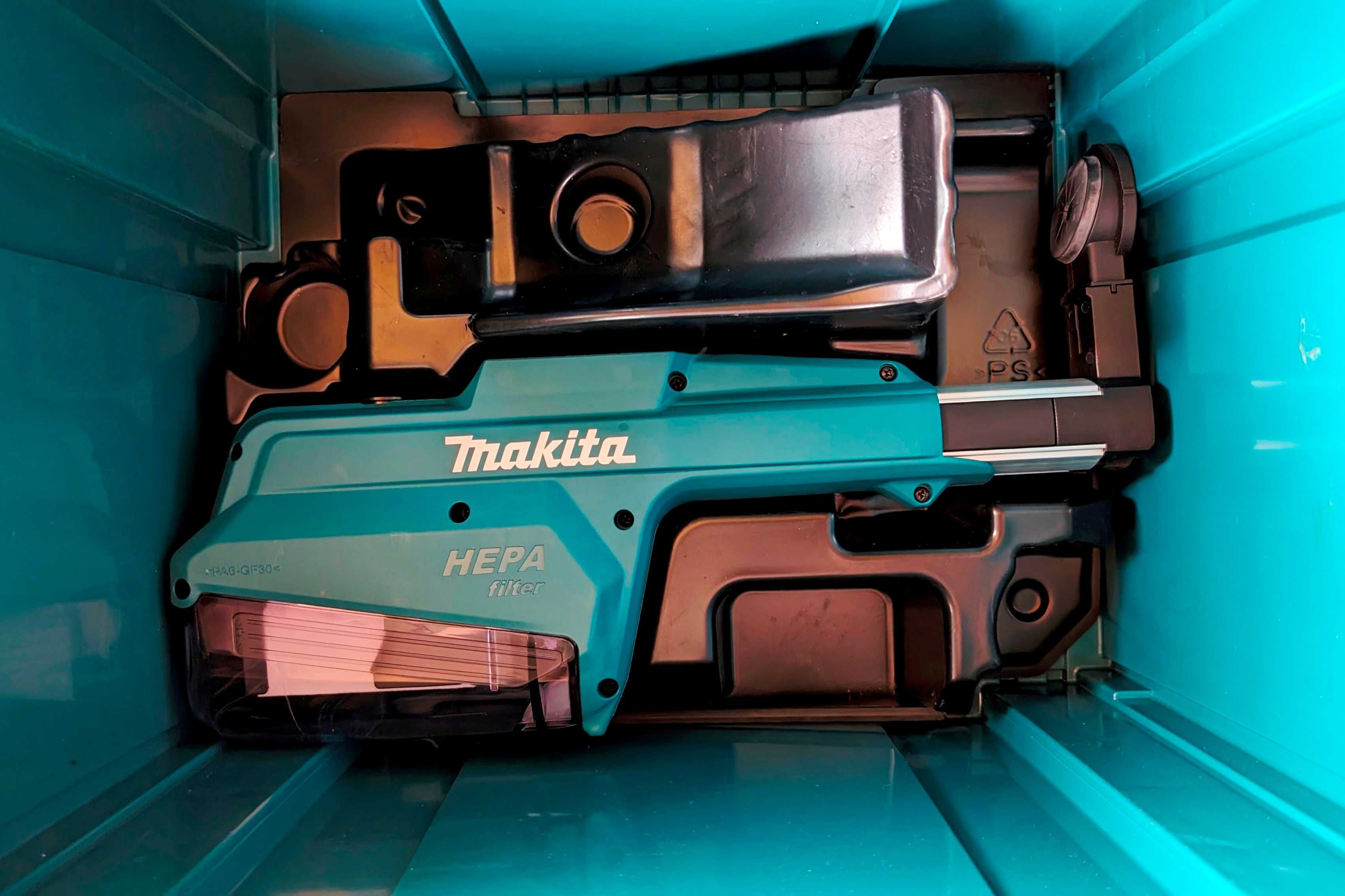 Перфоратор сетевой с системой пылеудаления Makita HR2650J из Німеччині