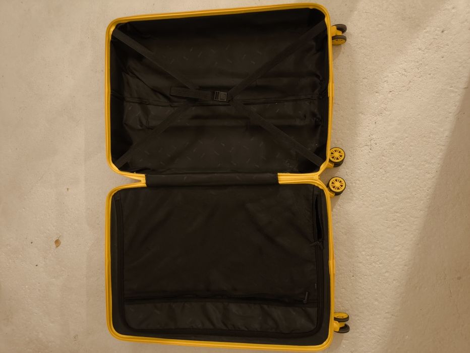 Walizka podróżna ochnik