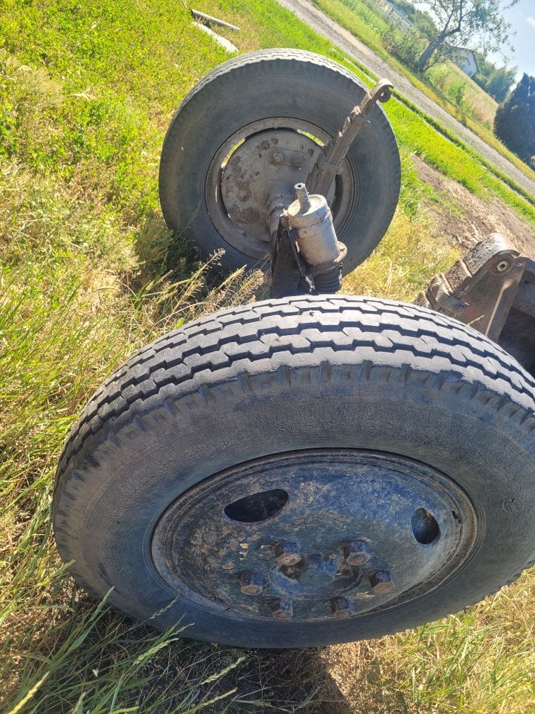 Oś z resorami koła przyczepa 4.5 t